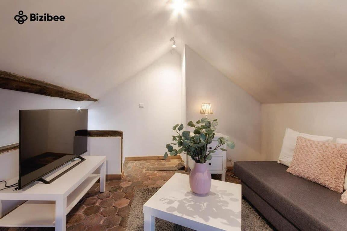 Appartamento L'Echappee Belle A Fontainebleau Esterno foto